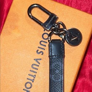 Louis vuitton keychain